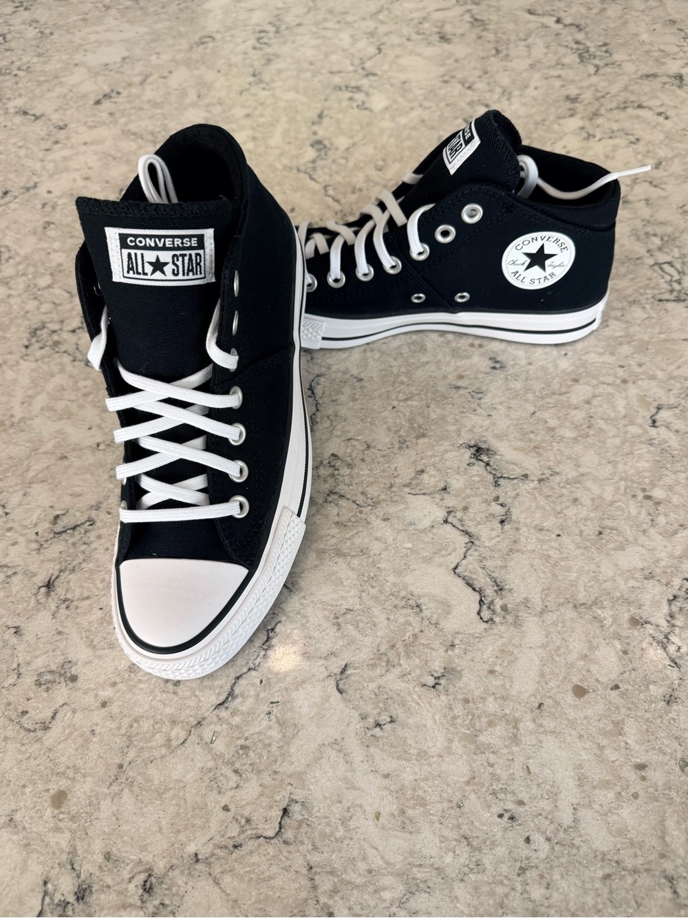 Size 6M/8W - Converse Chuck Taylor All Star Madison Mid Black White